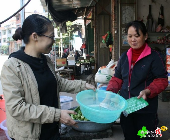 发放计生宣传品 (2).jpg