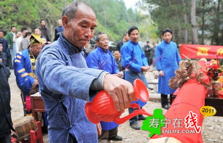 飞云桥上梁仪式_29.jpg