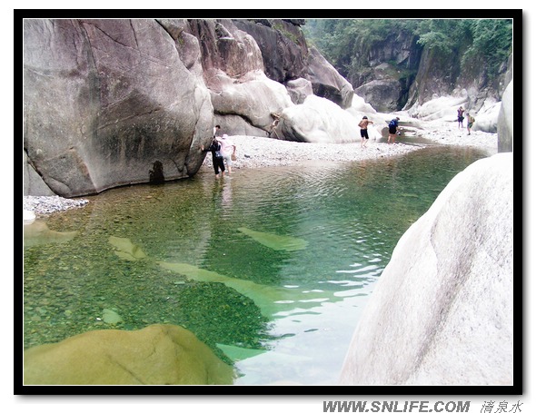 畅游杨梅州双溪峡谷