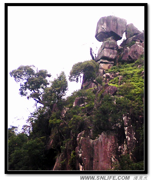 畅游杨梅州双溪峡谷